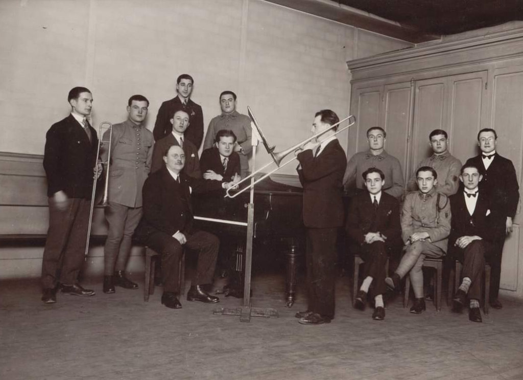 1930 : Henri COUILLAUD (professeur)